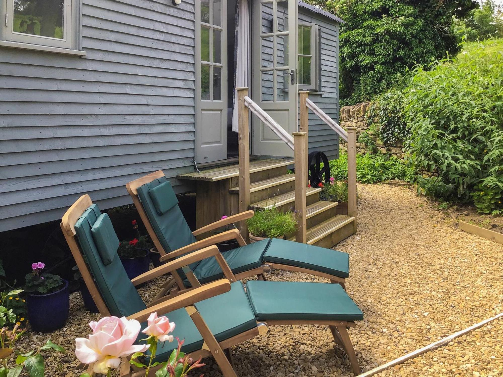 Fig Tree Shepherds Hut Bridport Extérieur photo
