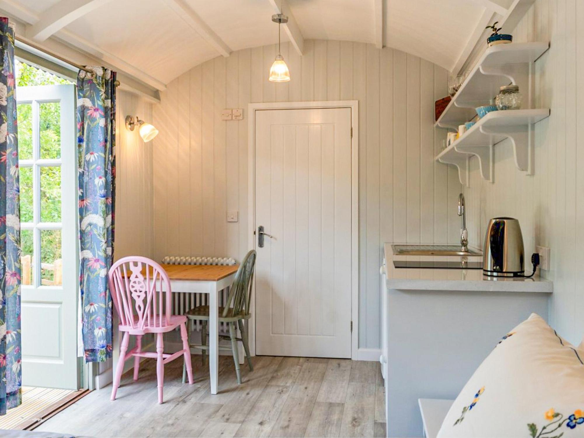 Fig Tree Shepherds Hut Bridport Extérieur photo